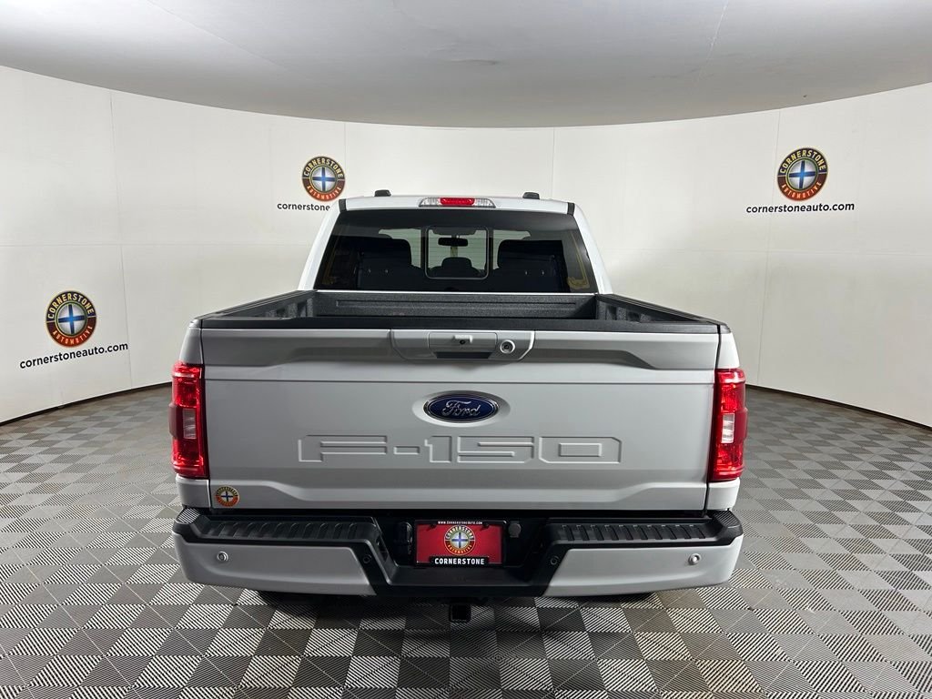 Used 2023 Gray Ford XLT image 18