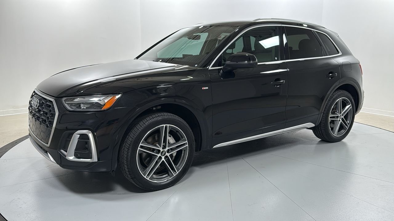 2021 Audi Q5 55 e Premium Plus's photo