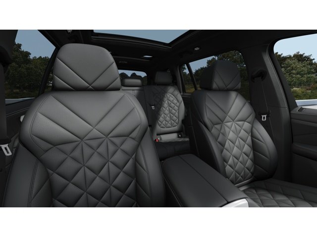New 2027 Brooklyn Grey Metallic BMW X7 40i image 11