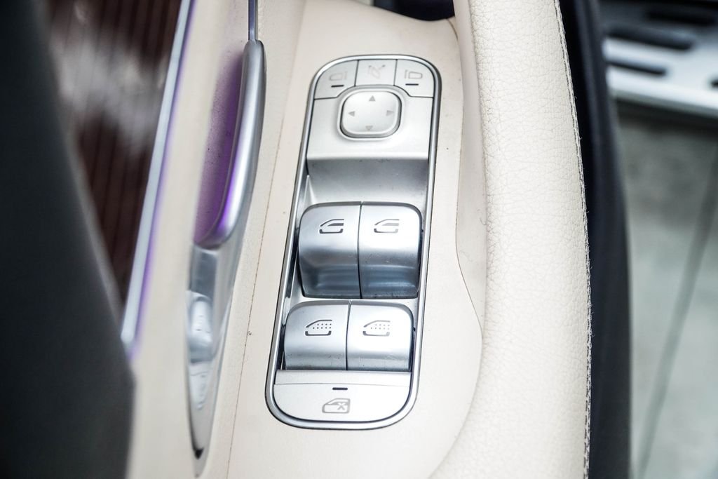 Used 2023 White Mercedes-Benz GLS 450 image 43