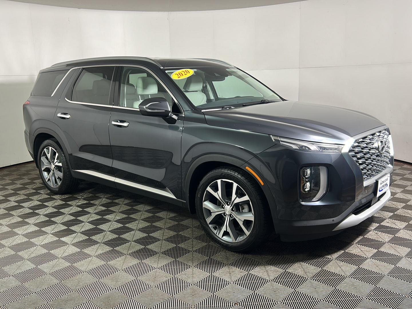 Used 2020 Steel Graphite Hyundai SEL image 5