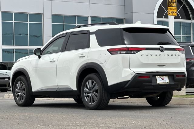 Used 2025 White Nissan SV image 5