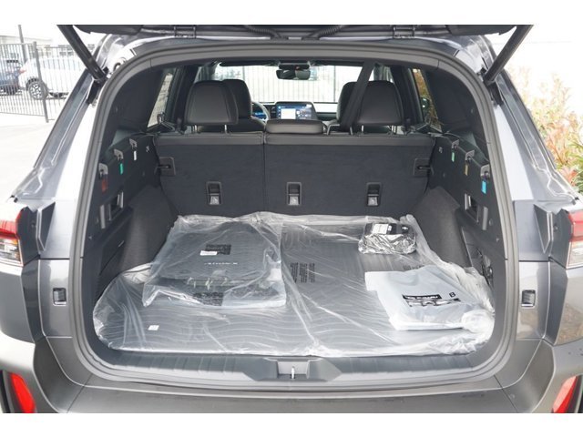 2026 Subaru Outback Limited - Photo 11