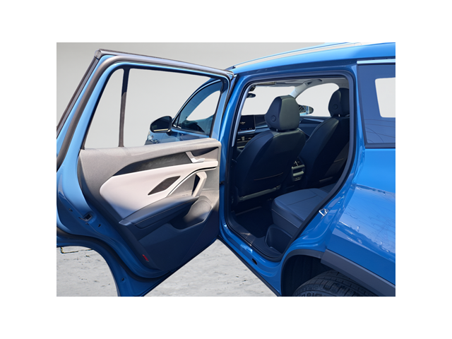 New 2025 Blue Volkswagen 2.0T SE image 11