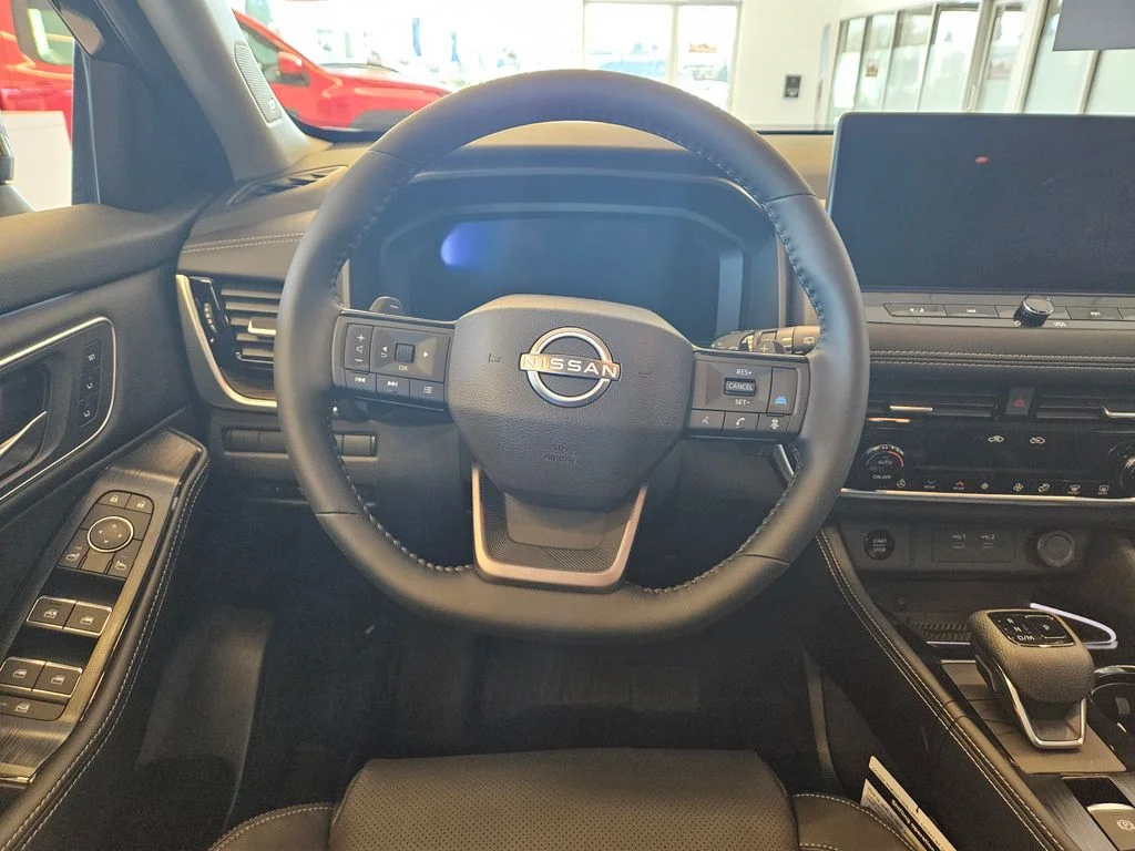 New 2026 Super Black Nissan Platinum image 17