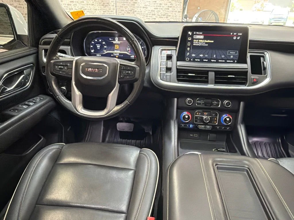 Used 2023 White Frost Tricoat GMC SLT image 16