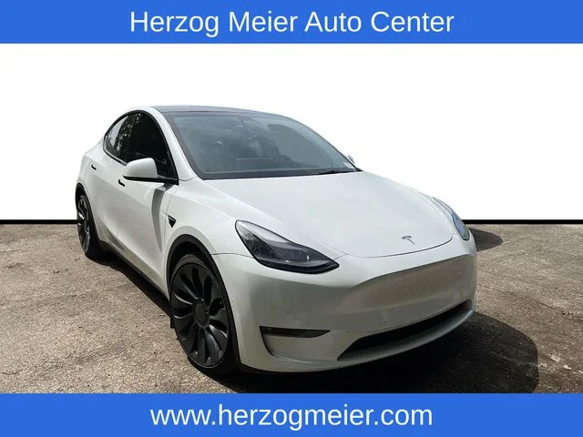 2021 Tesla Model Y Performance Dual Motor All-Wheel Drive's photo