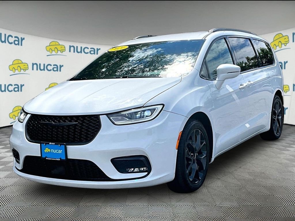 Used 2021 White Chrysler Touring L image 3