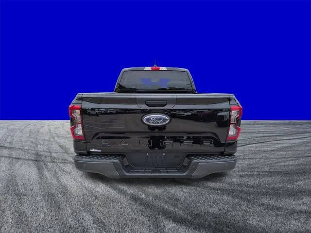 New 2026 Shadow Black Ford XLT image 5