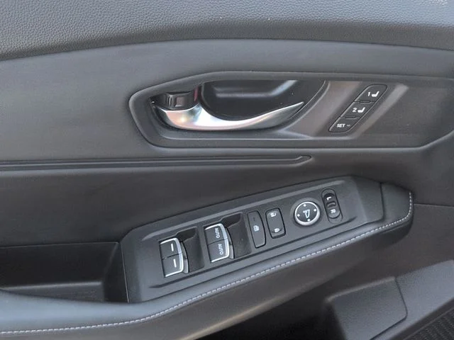 Used 2024 Gray Honda Sport-L image 13