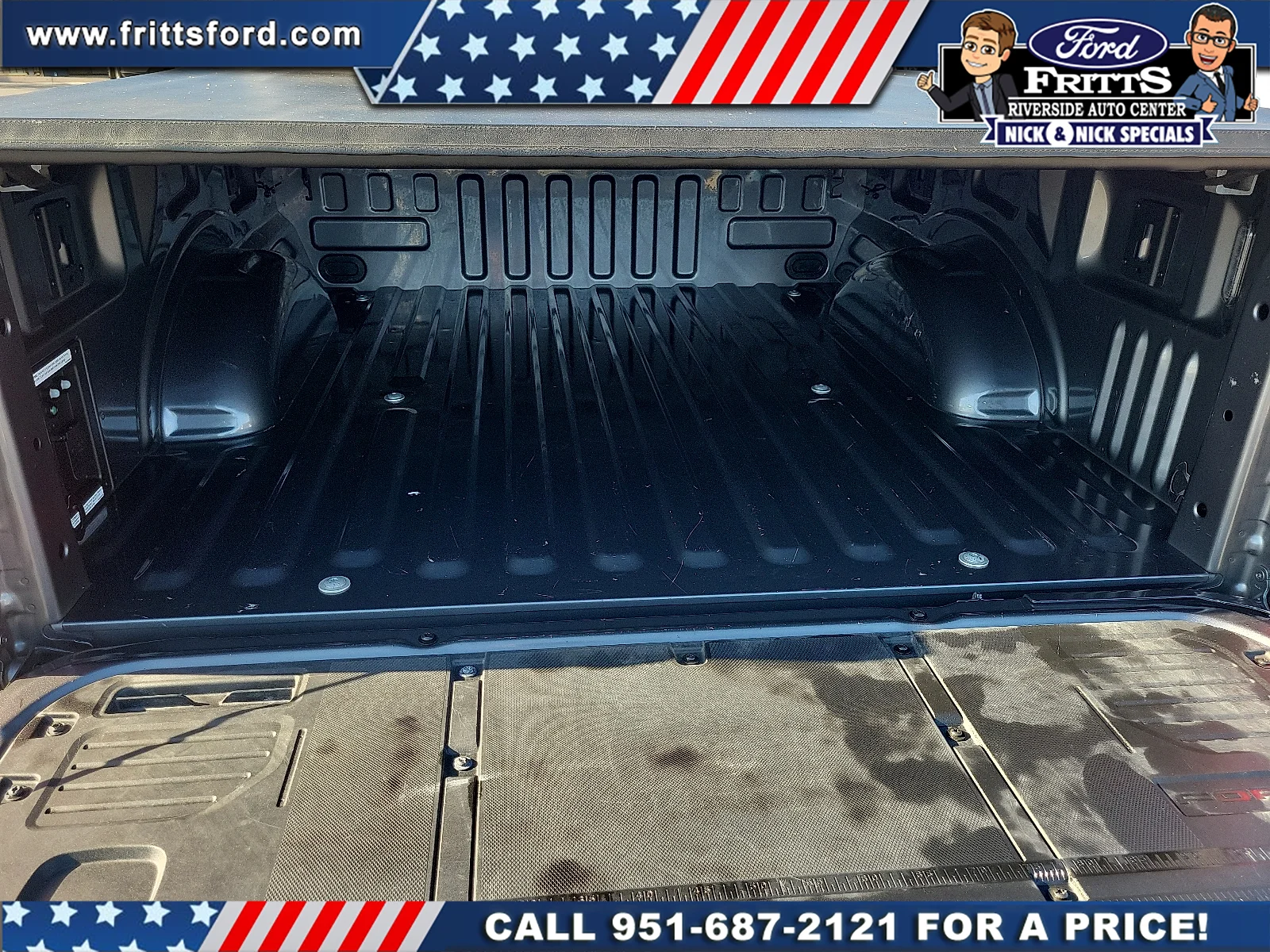 Certified Used 2023 Gray Metallic Ford XLT image 18