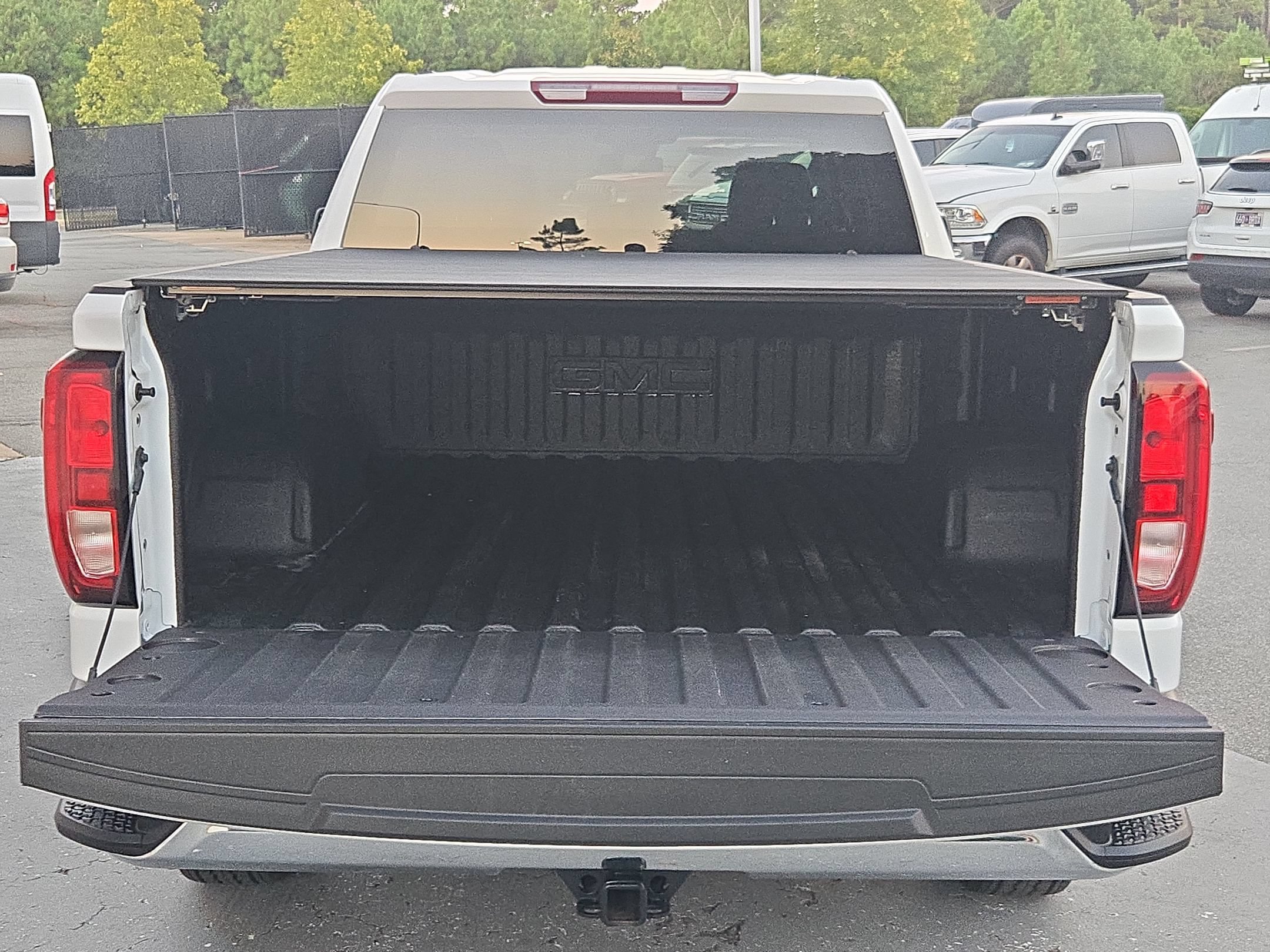 Used 2025 Summit White GMC Pro image 18