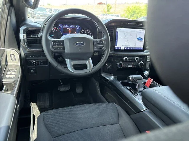 Used 2023 Red Ford XLT image 18