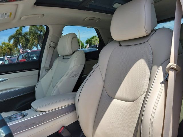 2024 GENESIS GV70 Standard - Photo 20