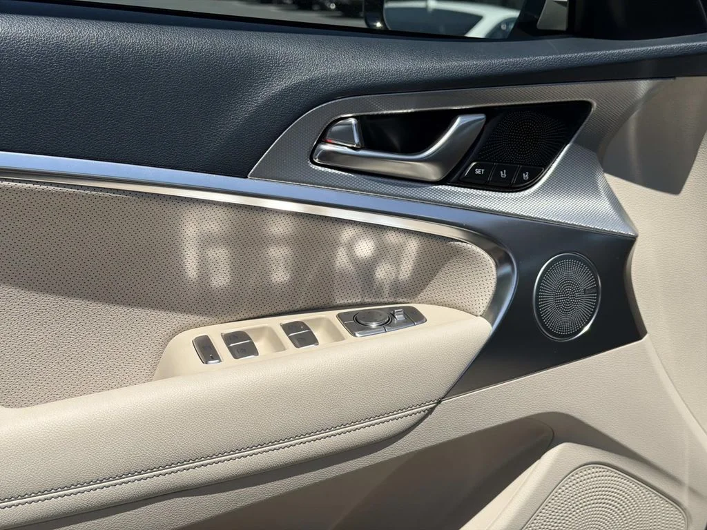 2026 GENESIS G70 Prestige - Photo 16