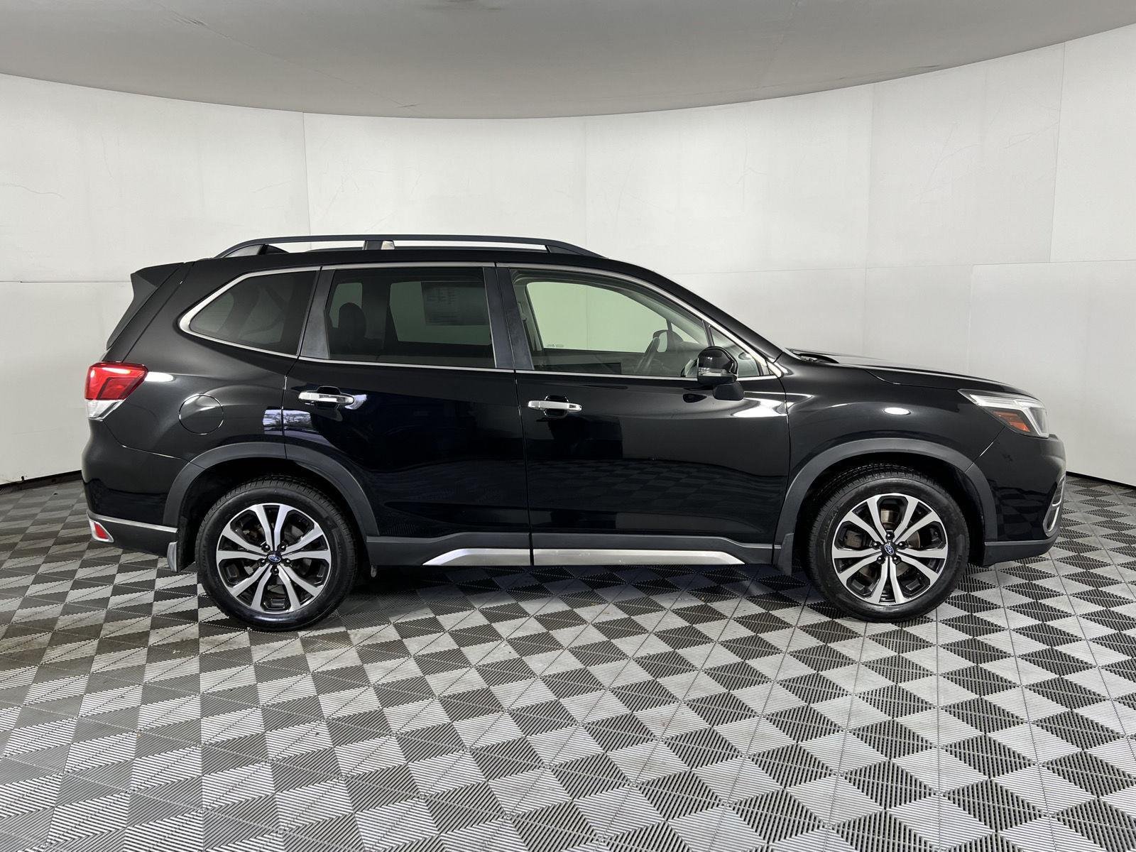 Used 2020 Crystal Black Silica Subaru Limited image 26