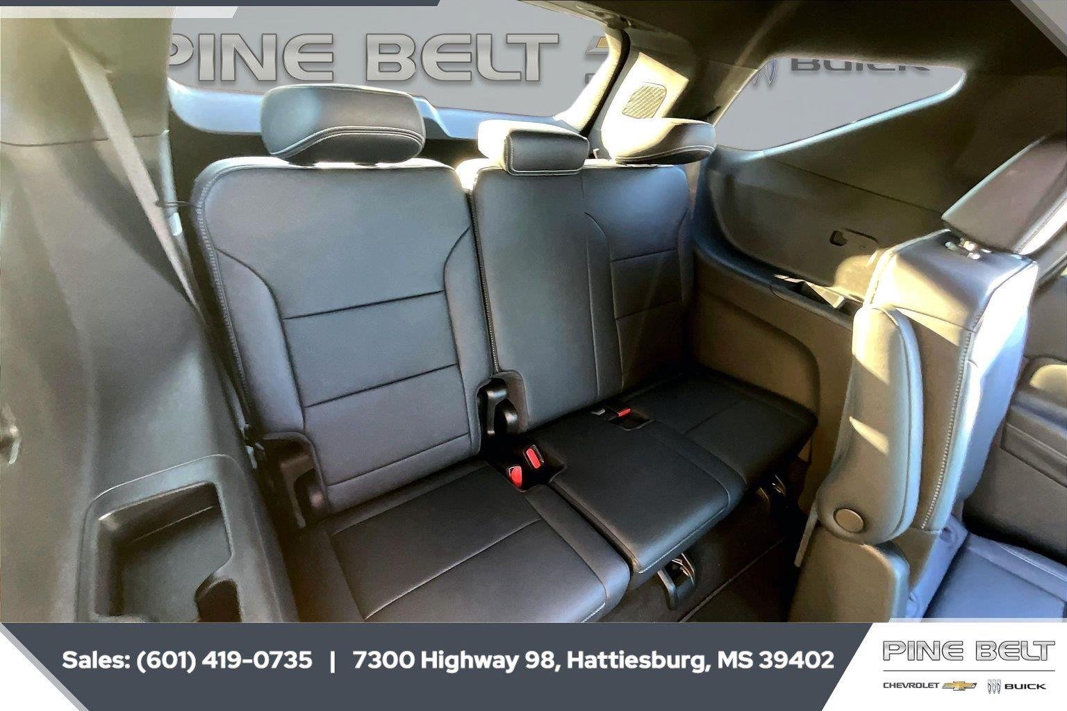 2027 Chevrolet Traverse LT - Photo 21