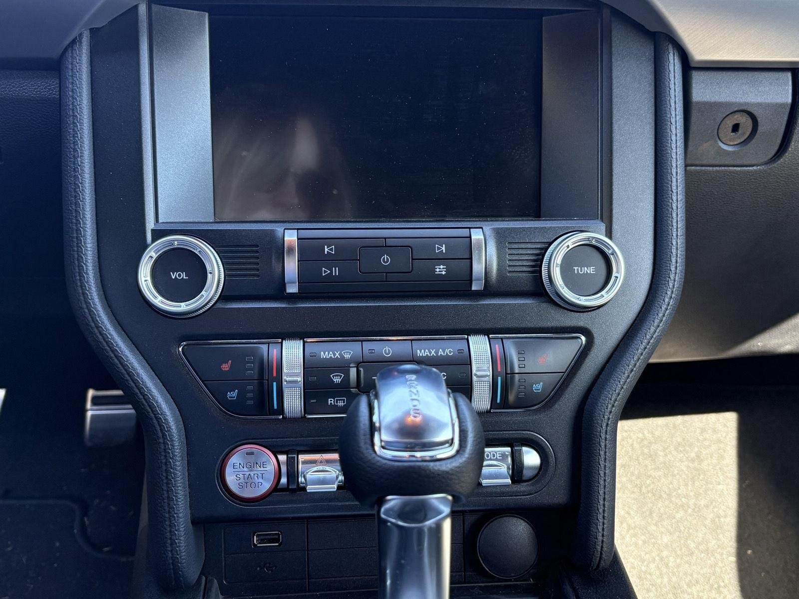Used 2020 Magnetic Ford GT Premium image 12