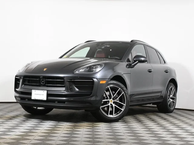 2026 Porsche Macan 