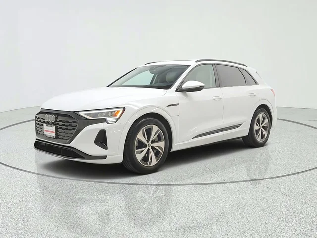 2024 Audi Q8 e-tron Premium quattro