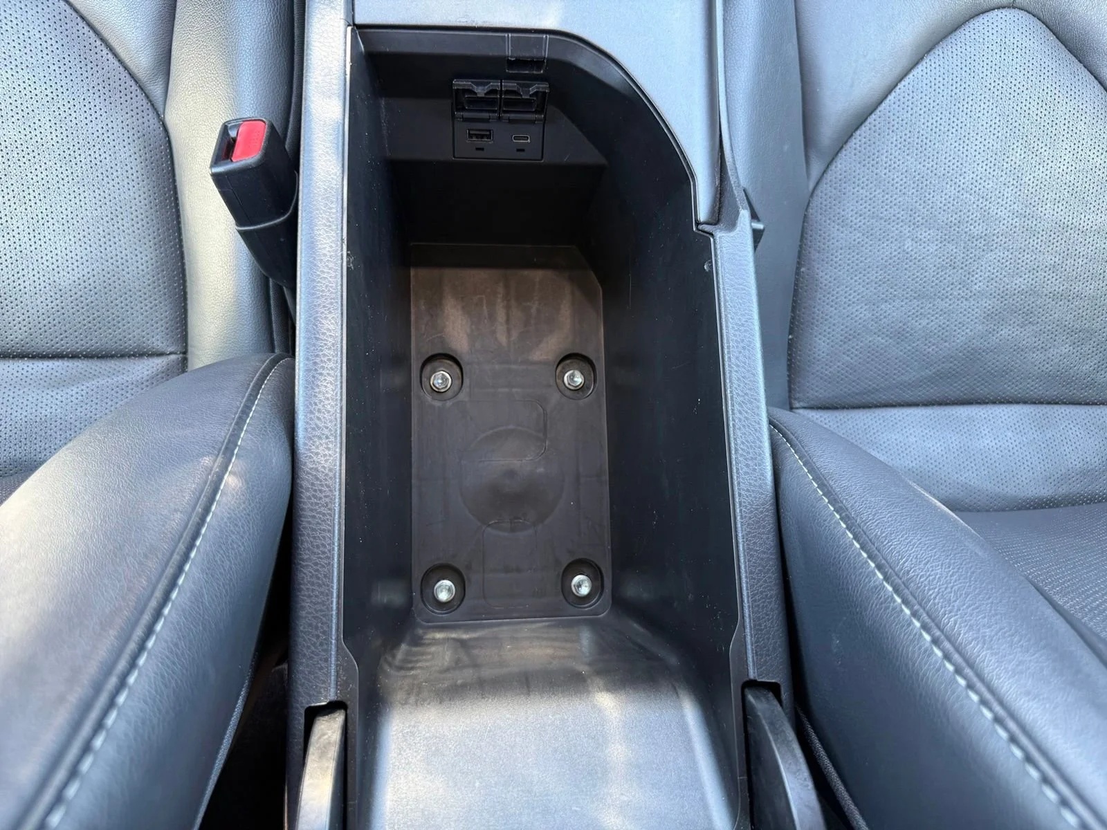 2024 Toyota Camry XSE - Photo 27