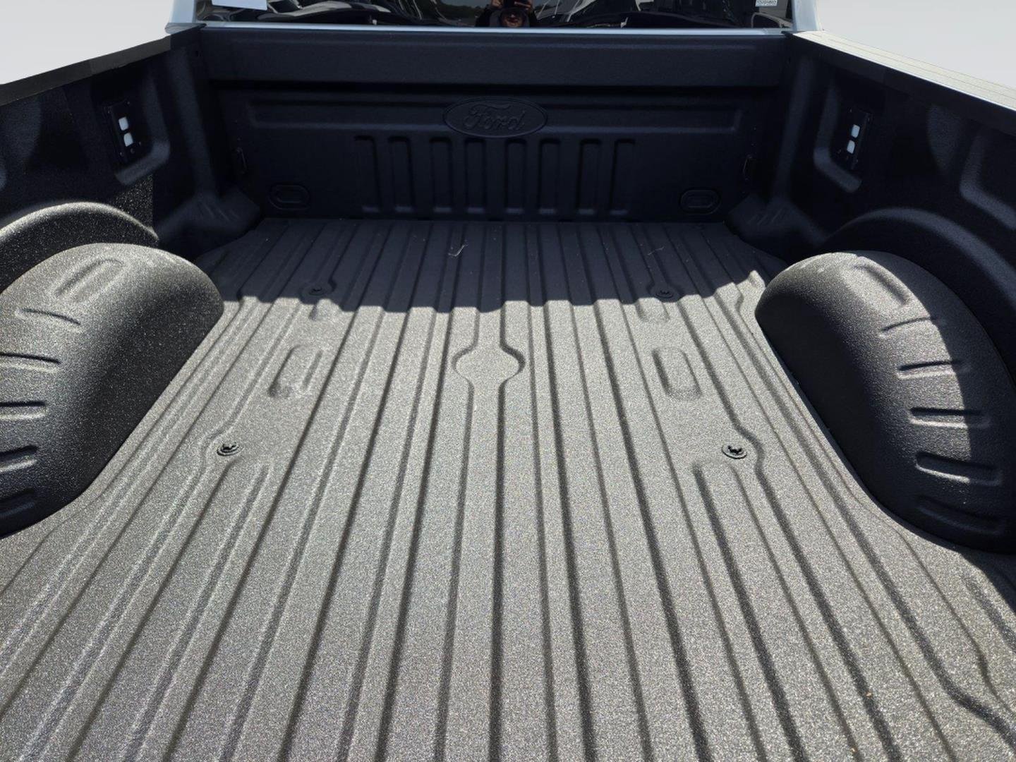 New 2026 Star White Metallic Tri-Coat Ford F-250® Lariat® image 20