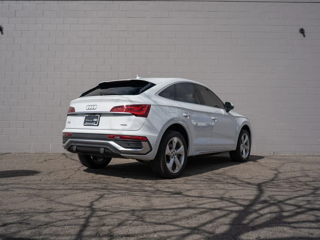Used 2023  Audi  image 7