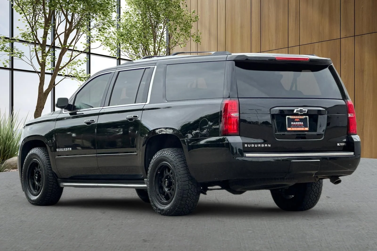 Used 2018 Black Chevrolet Premier image 6