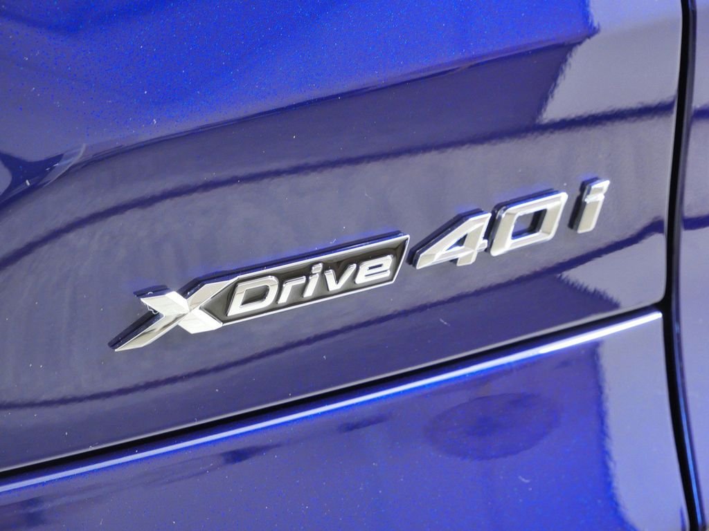 New 2026 Tanzanite Blue II Metallic BMW xDrive40i image 12