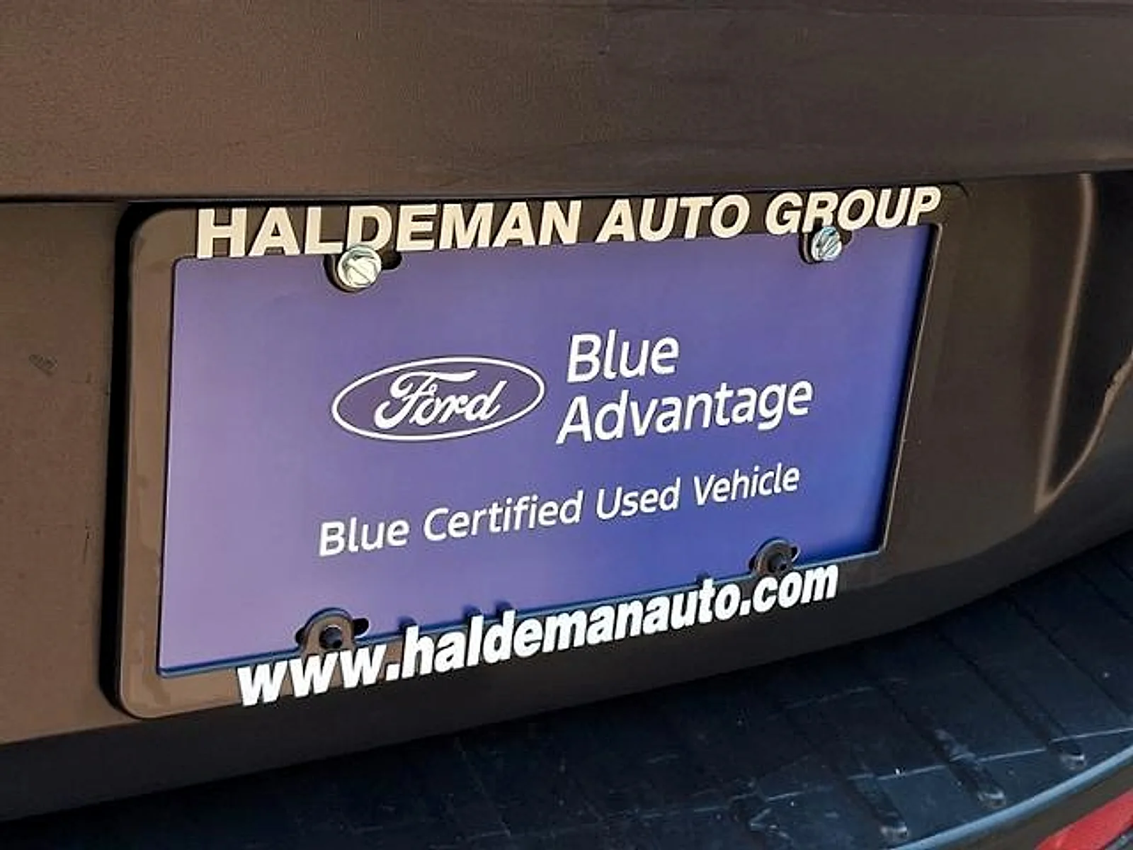 Used 2020 Oxford White Ford Base image 35