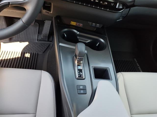 Certified Used 2025 Iridium Lexus UX 300h image 15