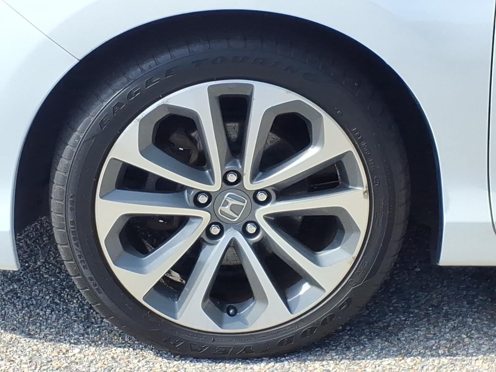 Used 2014 White Orchid Pearl Honda EXLV6 image 4