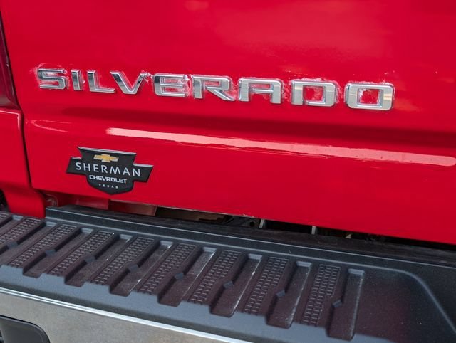 Used 2025 Red Hot Chevrolet LT image 40