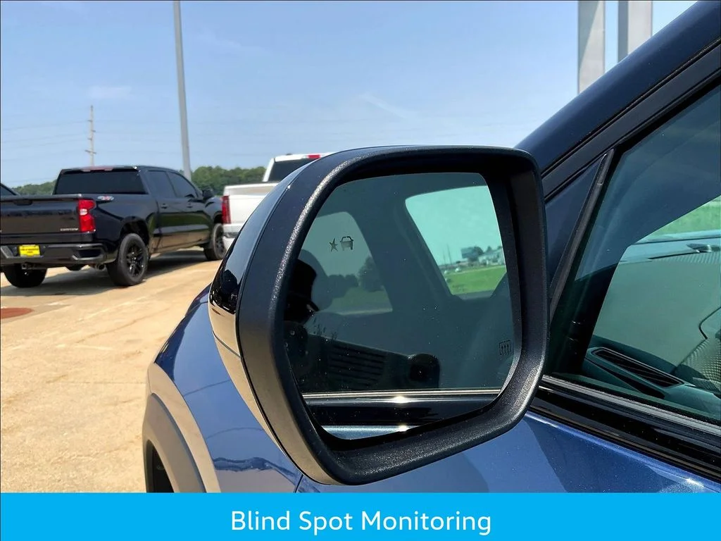 Used 2025 Blue Chevrolet RS image 26