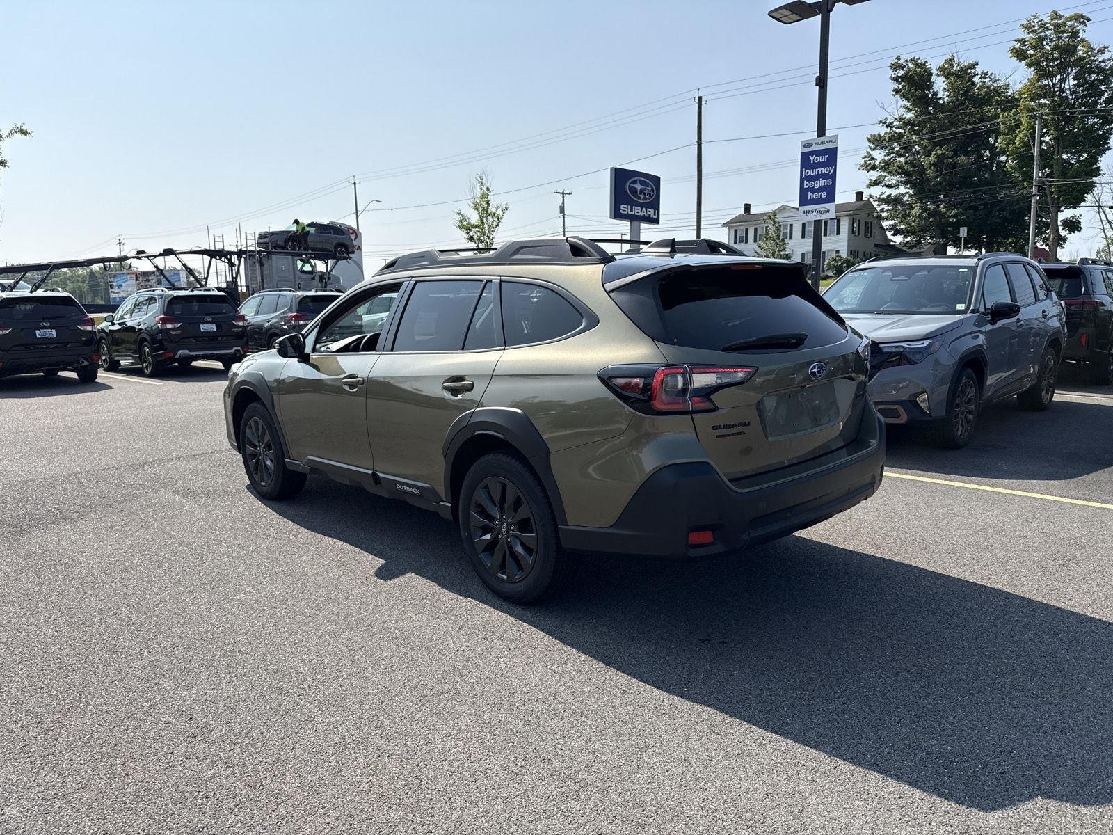 Used 2024 Autumn Green Metallic Subaru Onyx Edition image 5