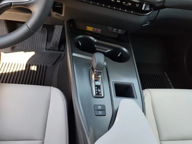Used 2025 Iridium Lexus 4dr Crossover image 15