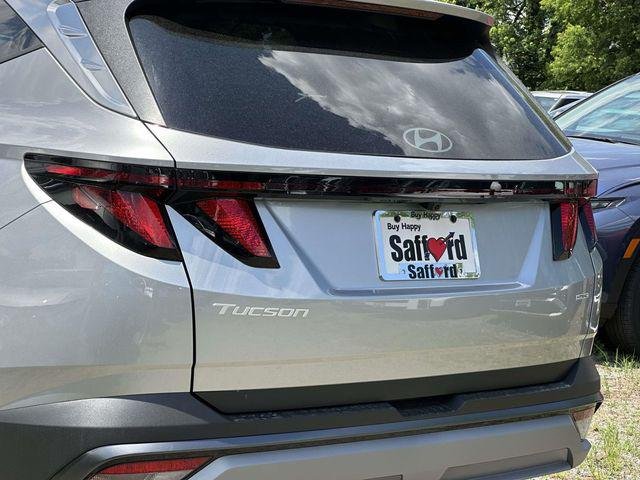 New 2026 Silver Hyundai SEL AWD image 11