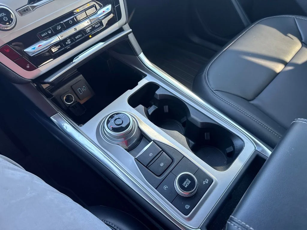 Used 2023 Blue Ford XLT image 23