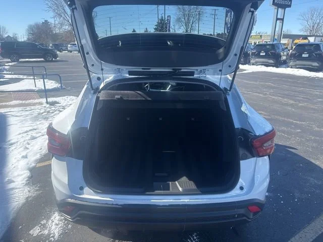 2026 Chevrolet Trax LT - Photo 18
