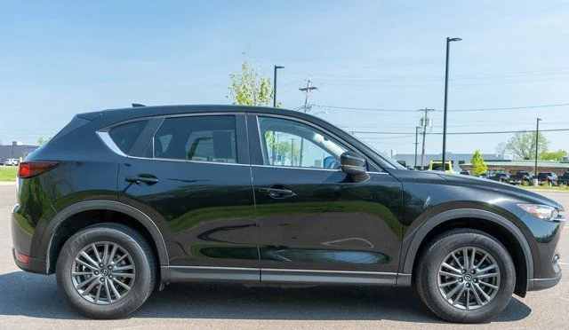 Used 2020 Black Mazda Touring image 5