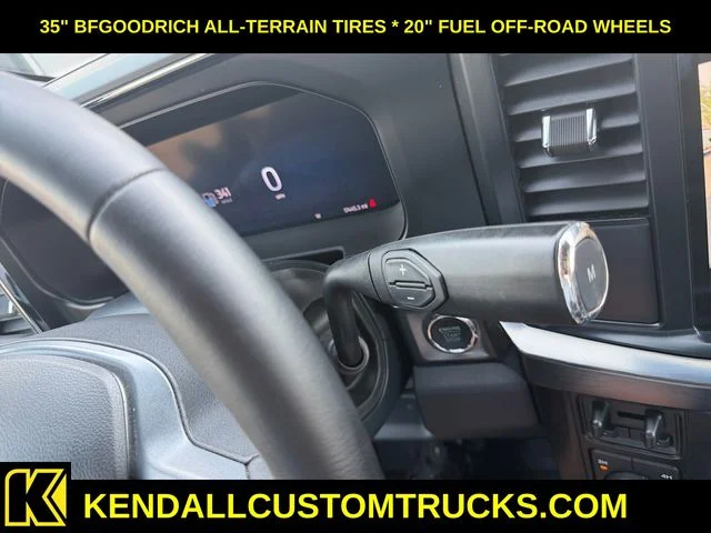 Used 2025 Gray Ford Lariat image 18