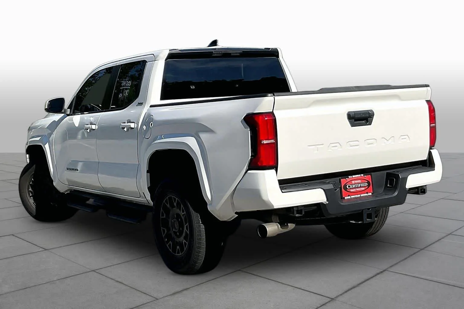 Certified Used 2025 Ice Cap Toyota SR5 image 11
