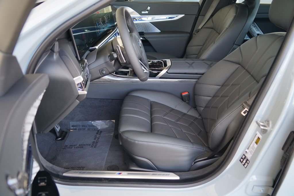 New 2026 Brooklyn Grey Metallic BMW 760i xDrive image 10