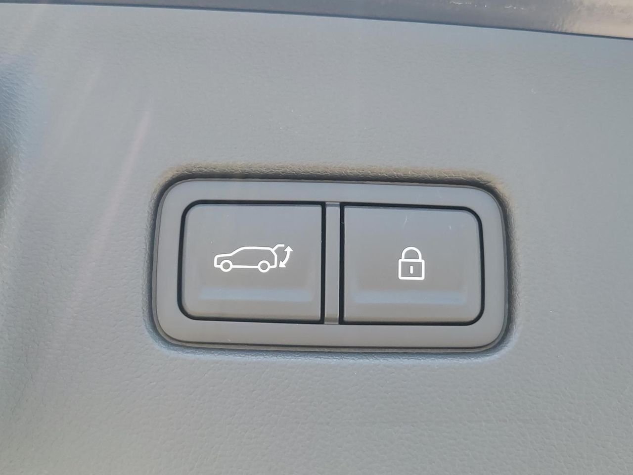 New 2026 Pacific Sapphire Hyundai Limited FWD image 10