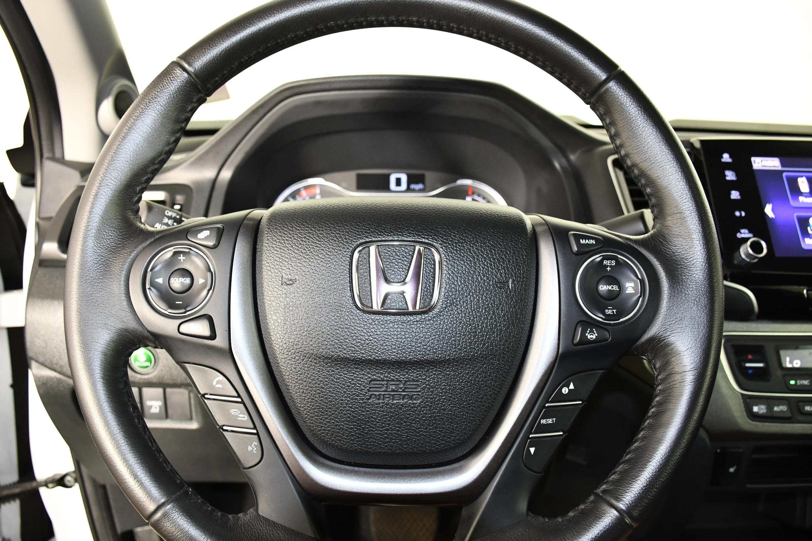 Certified Used 2023 Platinum White Pearl Honda RTL image 22