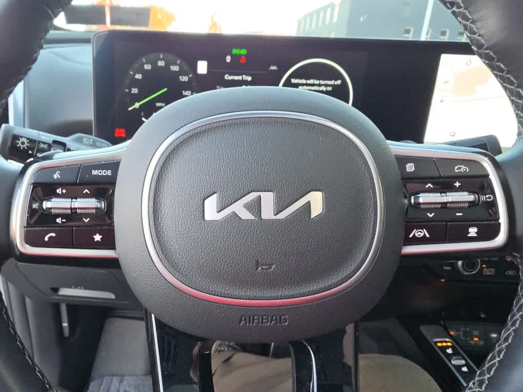 Used 2025 Wolf Gray Kia X-Line SX Prestige image 26