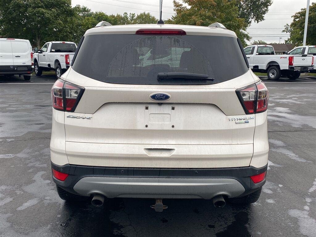 Used 2017 White Platinum Metallic Tri-Coat Ford Titanium image 9