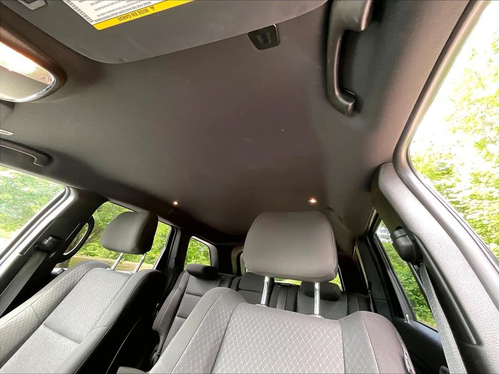 Used 2020 Black Jeep Laredo E image 7