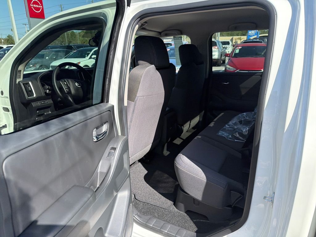 New 2026 Nissan Frontier SV 4D Crew Cab