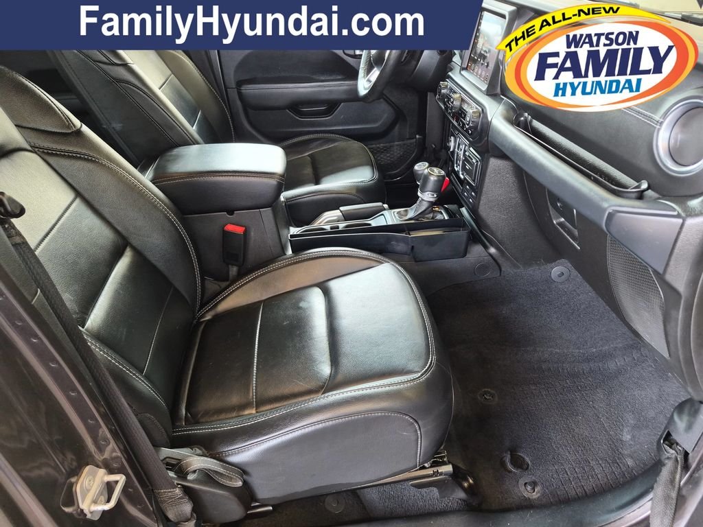 Used 2019 Gray Jeep Unlimited Moab image 28